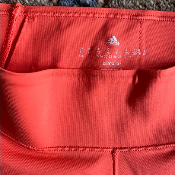 Pink snakeskin adidas leggings - Picture 3 of 6